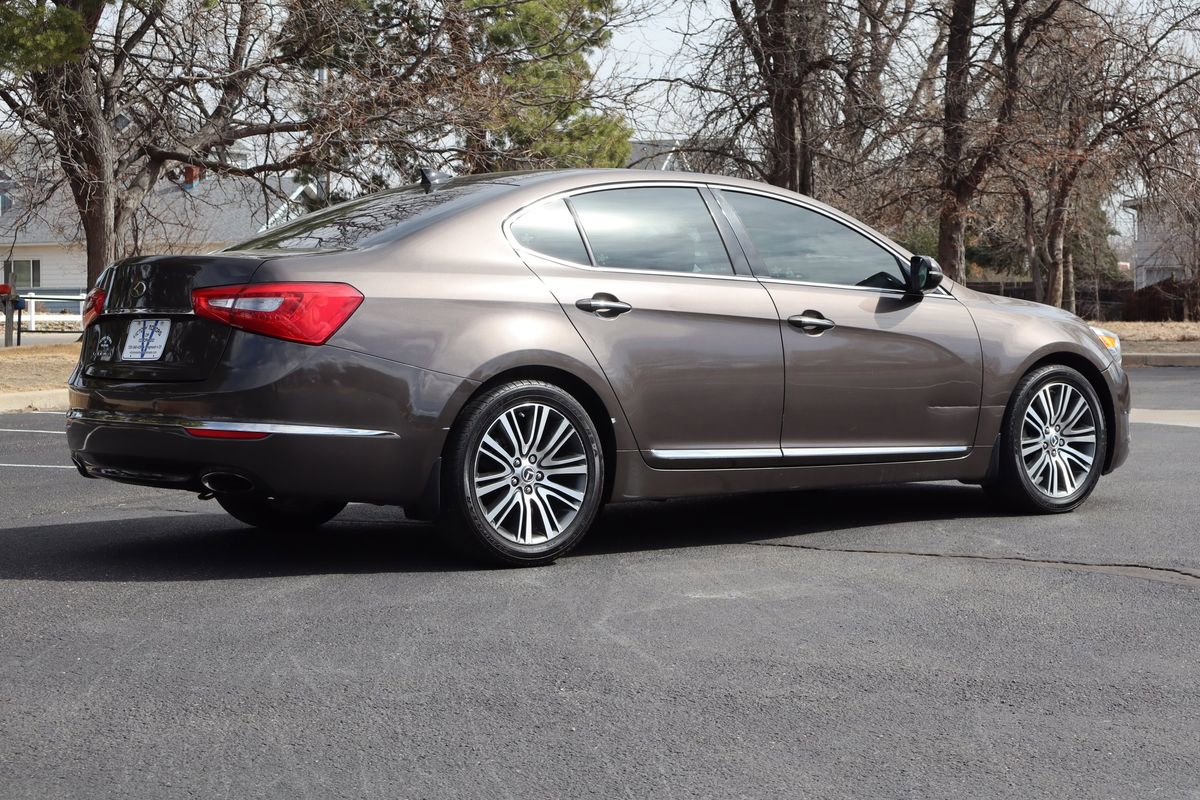 Used 2014 Kia Cadenza Premium w/ Luxury Package image 5