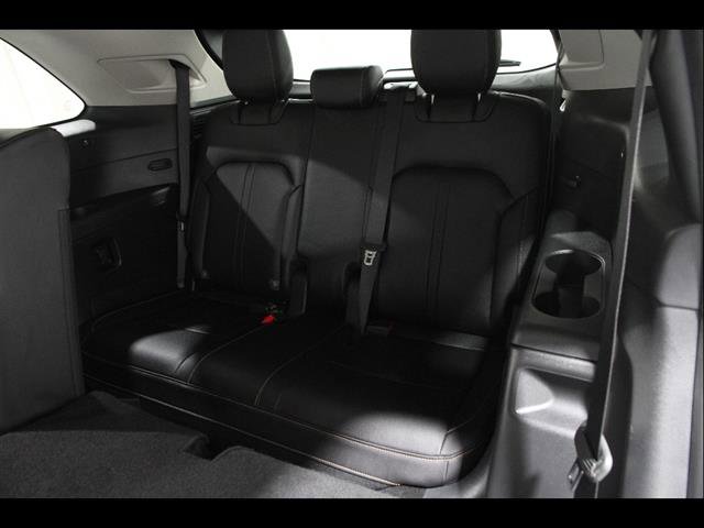 Certified 2024 MAZDA CX-90 3.3 Turbo w/ Preferred Plus image 19