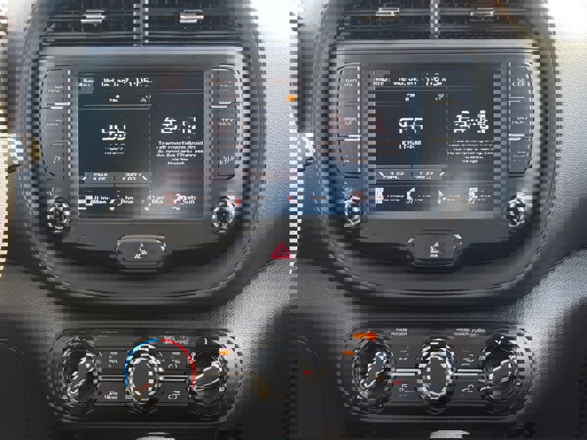 Used 2024 Kia Soul LX w/ Option Group 015 image 11