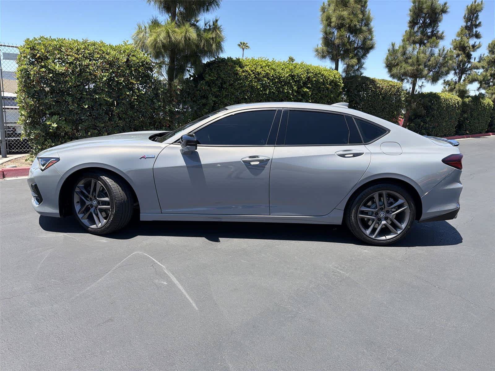 Used 2025 Acura TLX SH-AWD w/ A-SPEC Pkg image 3