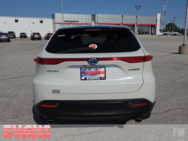 Used 2022 Toyota Venza LE AWD/4WD image 26