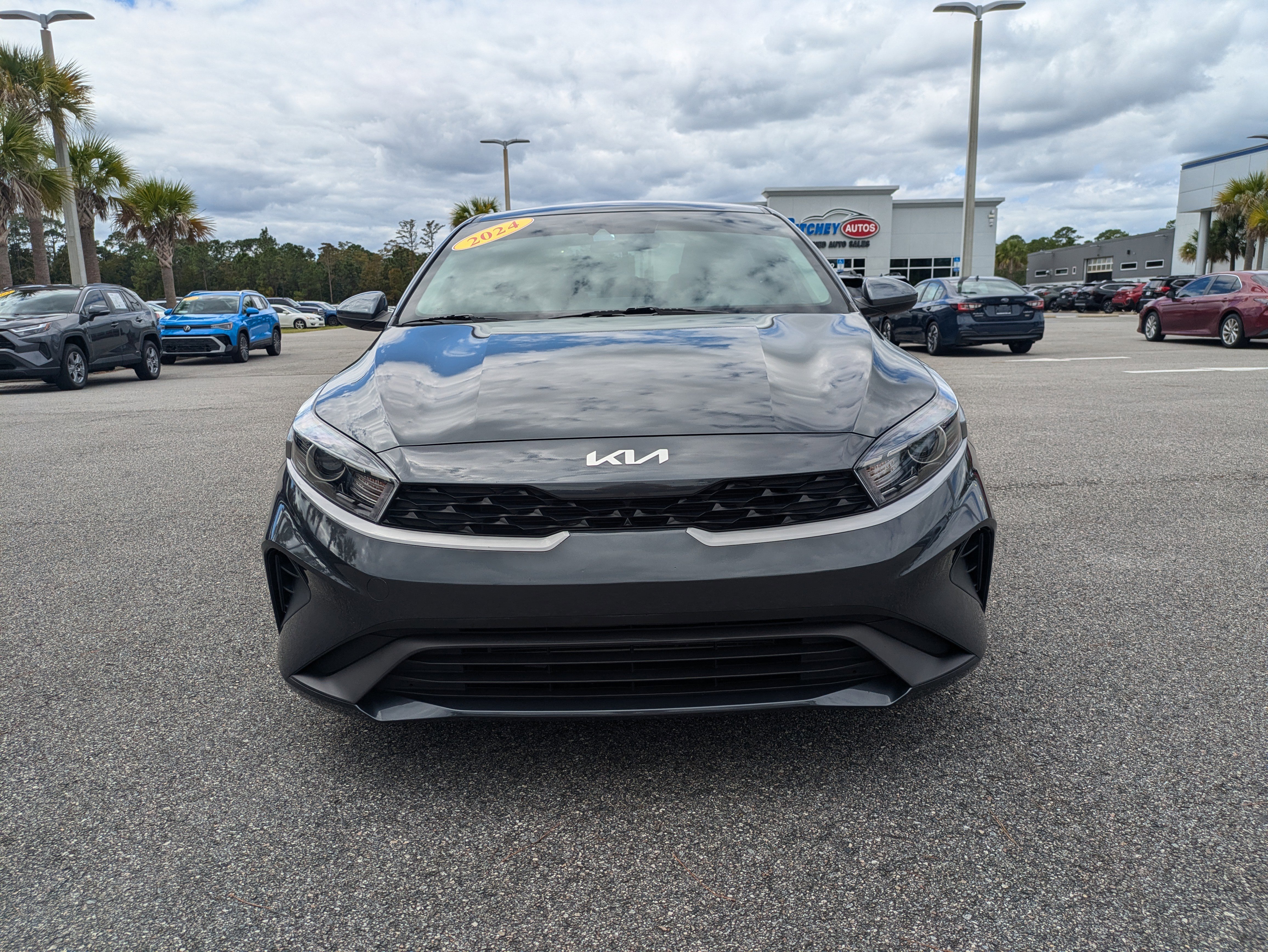 Used 2024 Kia Forte LX image 9