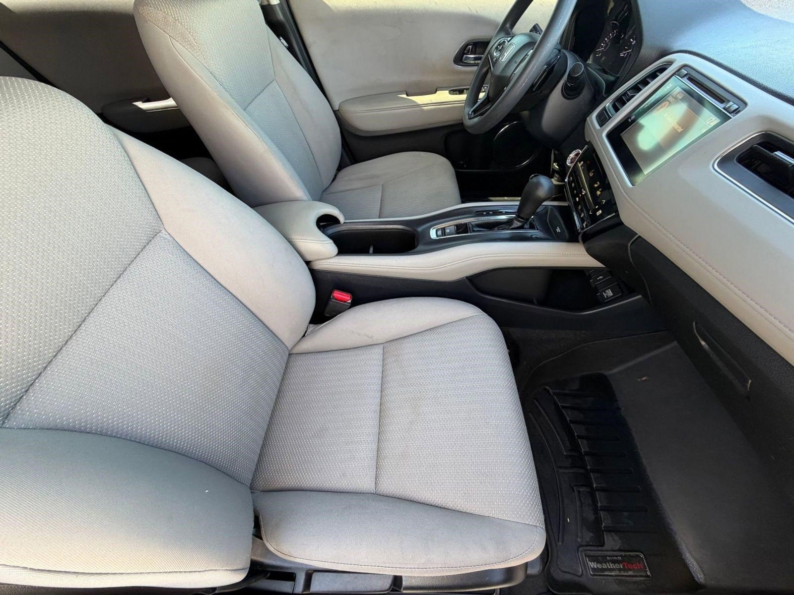 Used 2017 Honda HR-V EX image 35