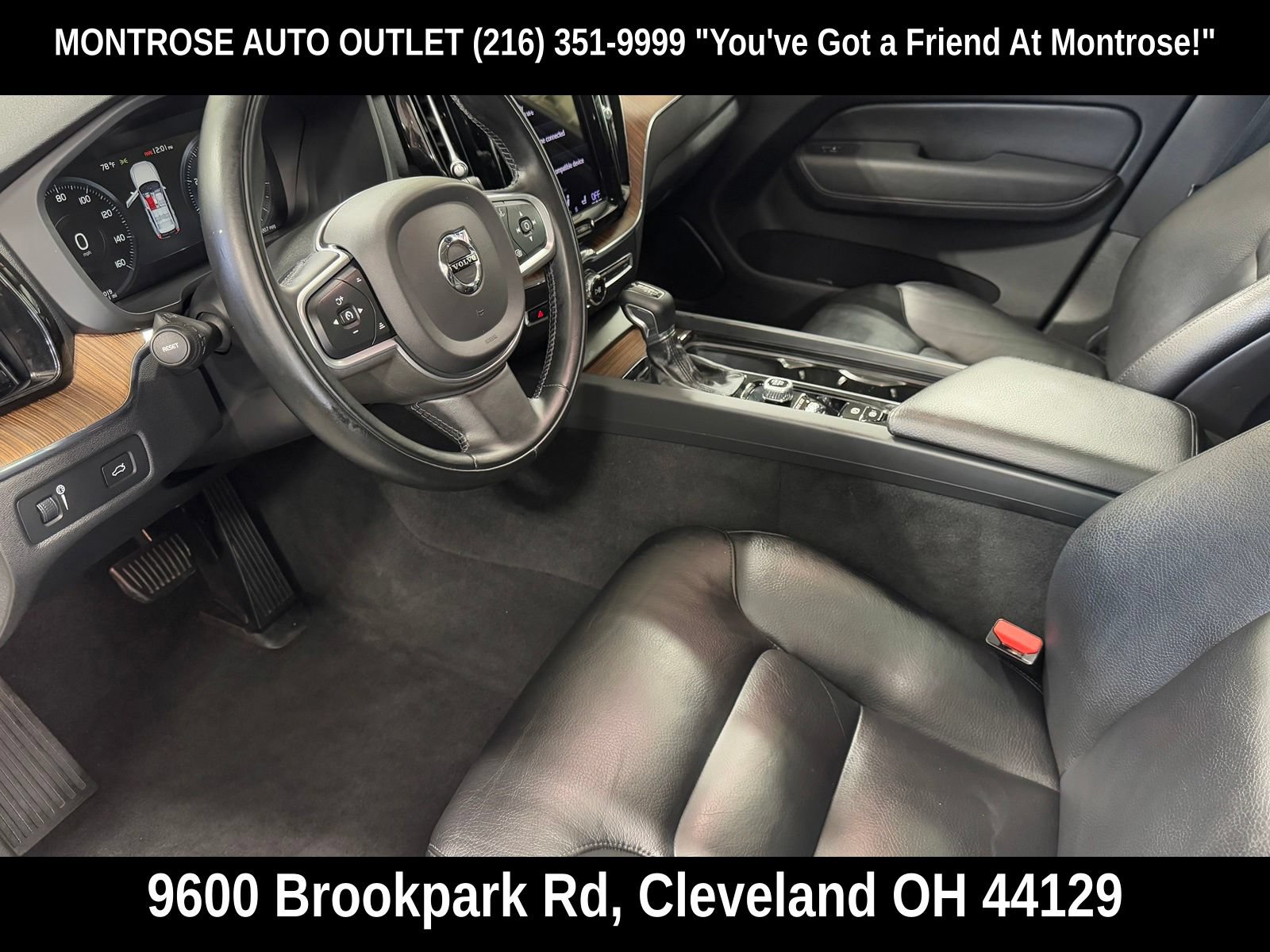 Used 2021 Volvo XC60 T5 Momentum w/ Protection Package AWD/4WD image 16