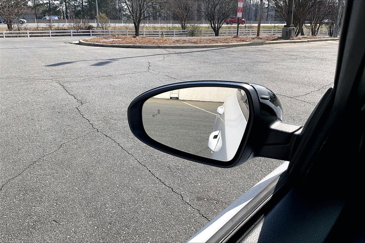 Used 2023 Kia Forte GT-Line w/ GT-Line Premium Package image 30