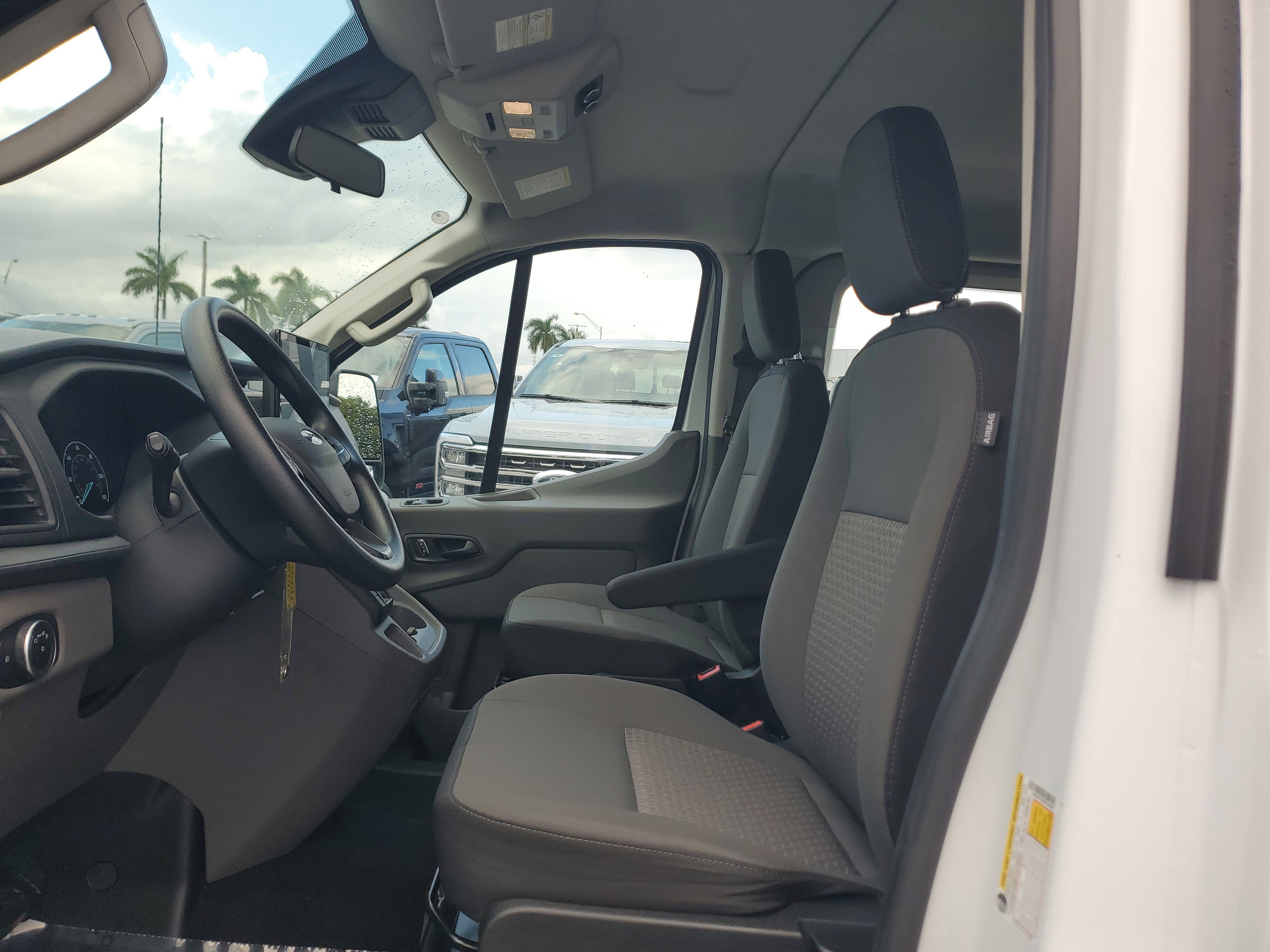Used 2024 Ford Transit 350 XLT image 12