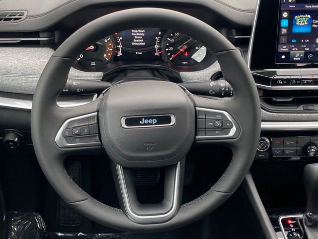 New 2026 Jeep Compass Latitude image 35