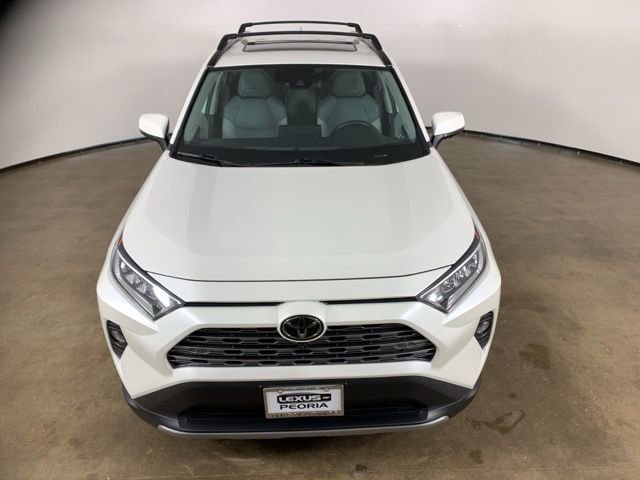 Used 2021 Toyota RAV4 Limited AWD/4WD image 4