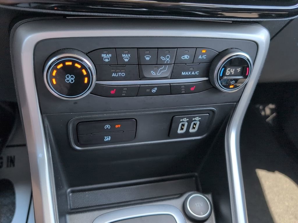 Used 2022 Ford EcoSport Titanium image 18