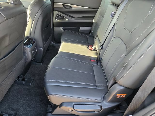 New 2027 INFINITI QX60 Luxe FWD image 18