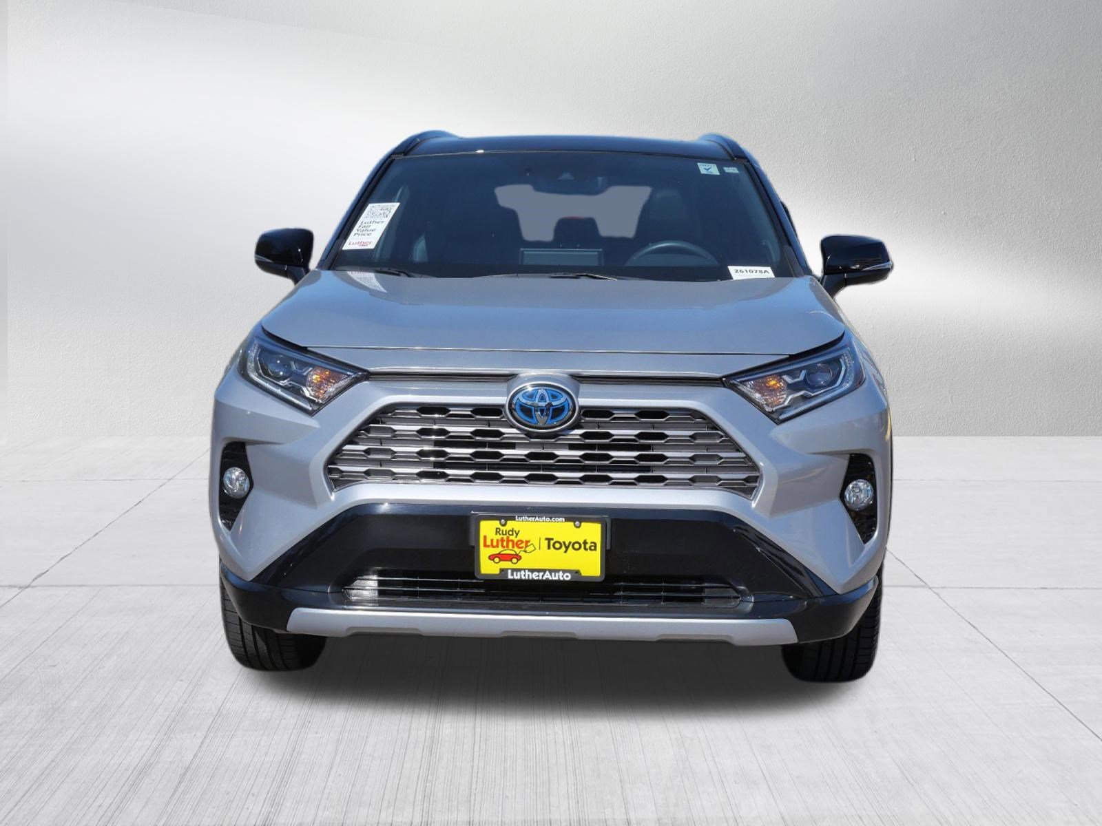 Used 2021 Toyota RAV4 XSE w/ XSE Grade Weather Package AWD/4WD image 2