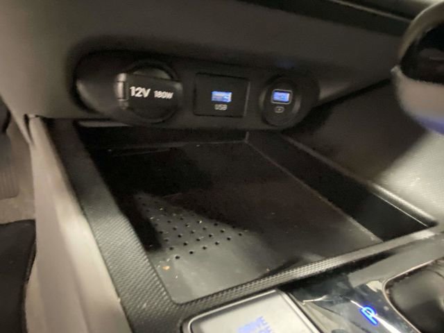 Used 2023 Hyundai Elantra SEL w/ Convenience Package image 19