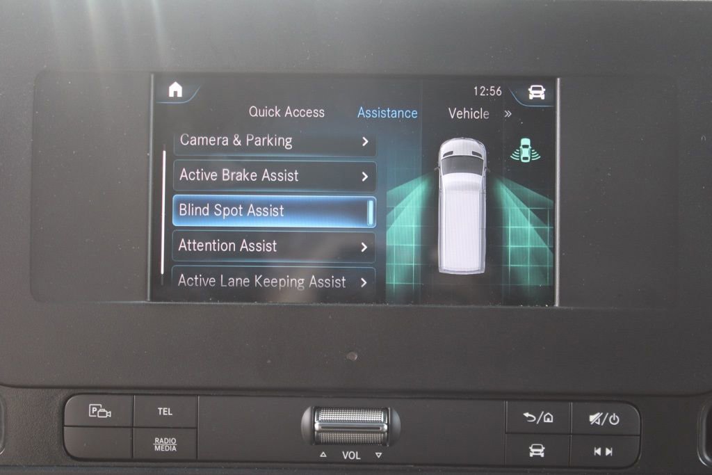 Used 2024 Mercedes-Benz Sprinter 2500 image 32