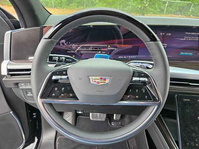 New 2026 Cadillac Escalade Luxury w/ LPO, Radiant Package AWD/4WD image 25