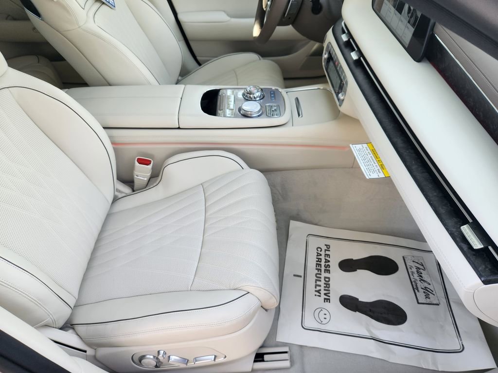 Used 2026 Genesis G90 3.5T image 13