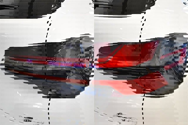 New 2026 BMW X5 xDrive40i w/ M Sport Package image 12