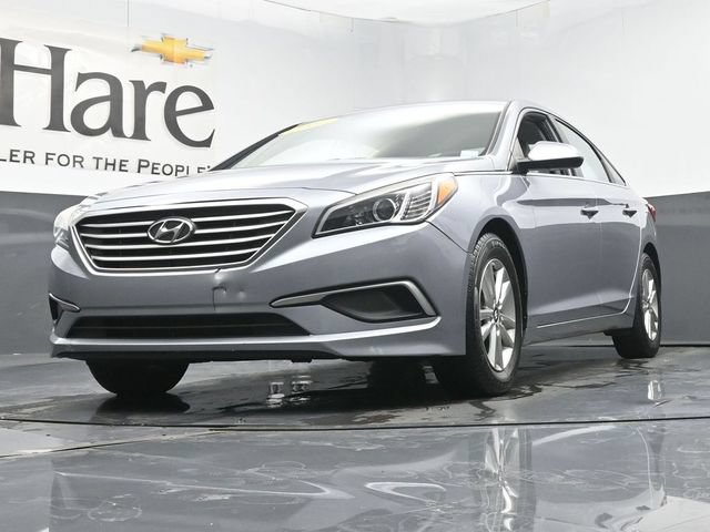 Used 2017 Hyundai Sonata SE FWD image 4