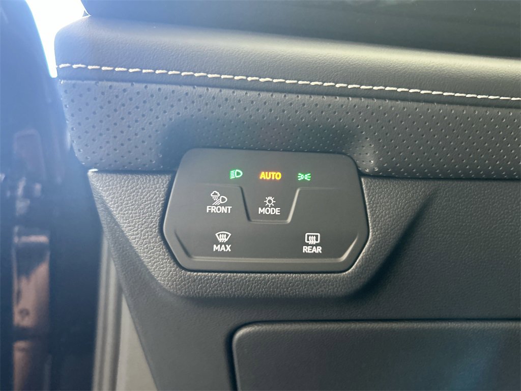 New 2026 Volkswagen Atlas SE image 14