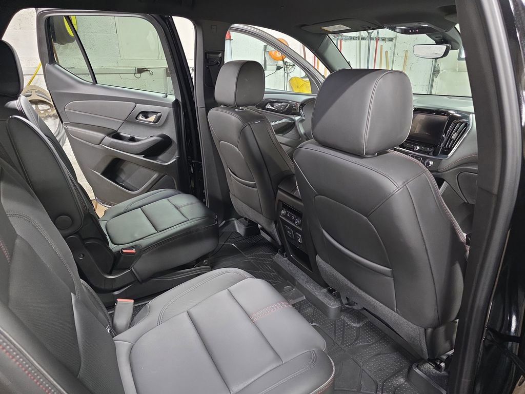 Used 2023 Chevrolet Traverse RS w/ LPO, Floor Liner Package image 11