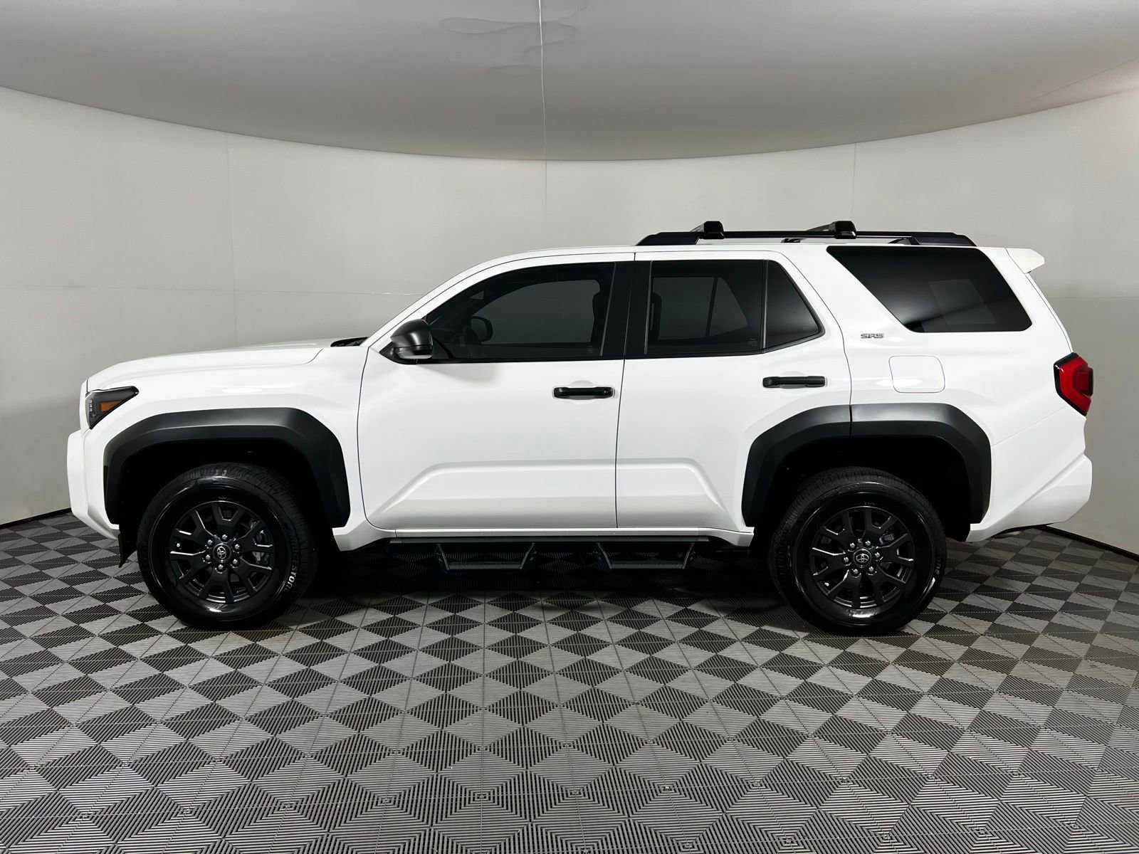 Certified 2025 Toyota 4Runner SR5 image 8
