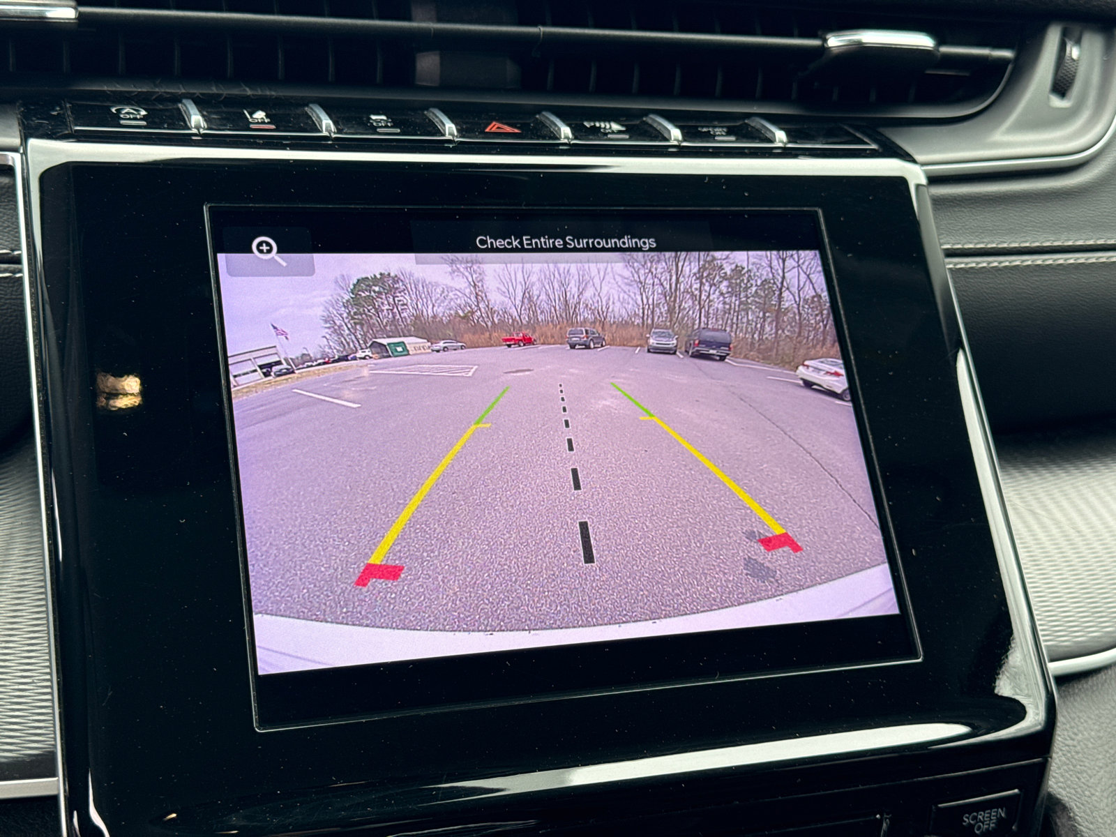 Used 2024 Jeep Grand Cherokee Laredo image 27