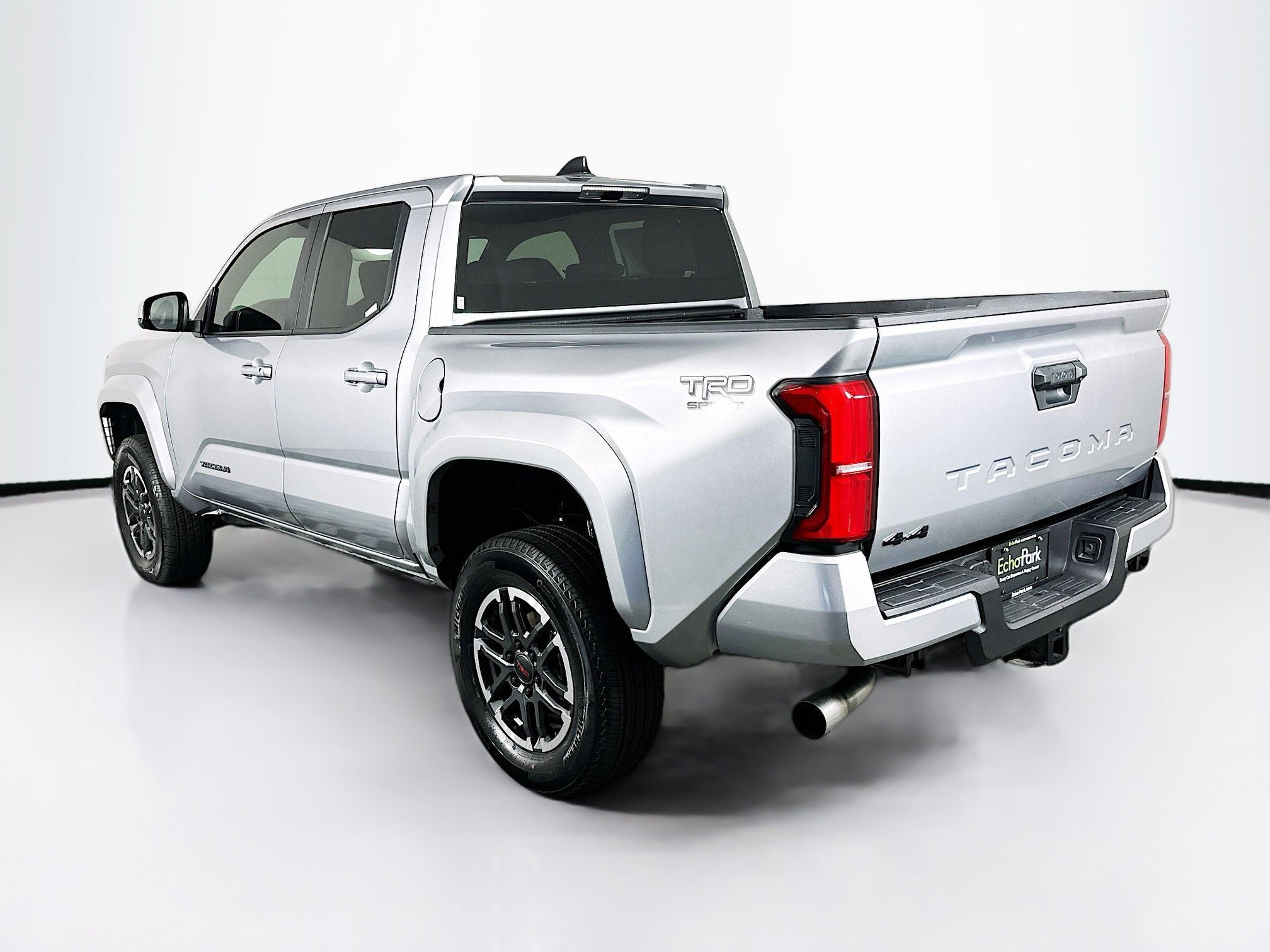 Used 2026 Toyota Tacoma TRD Sport AWD/4WD image 5