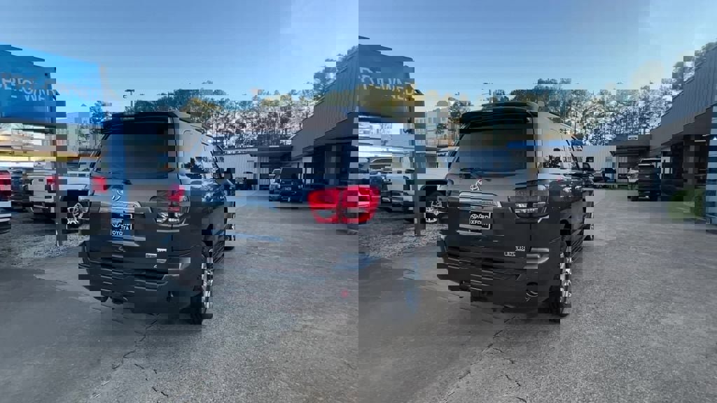 Used 2014 Toyota Sequoia Limited image 9