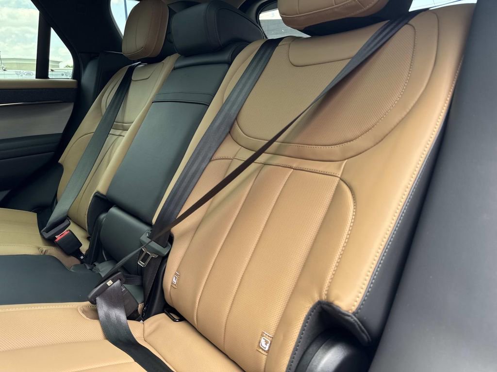 New 2026 Land Rover Range Rover Sport Dynamic SE AWD/4WD image 15