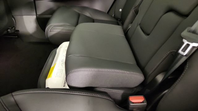 New 2026 Volvo EX90 Plus RWD image 30