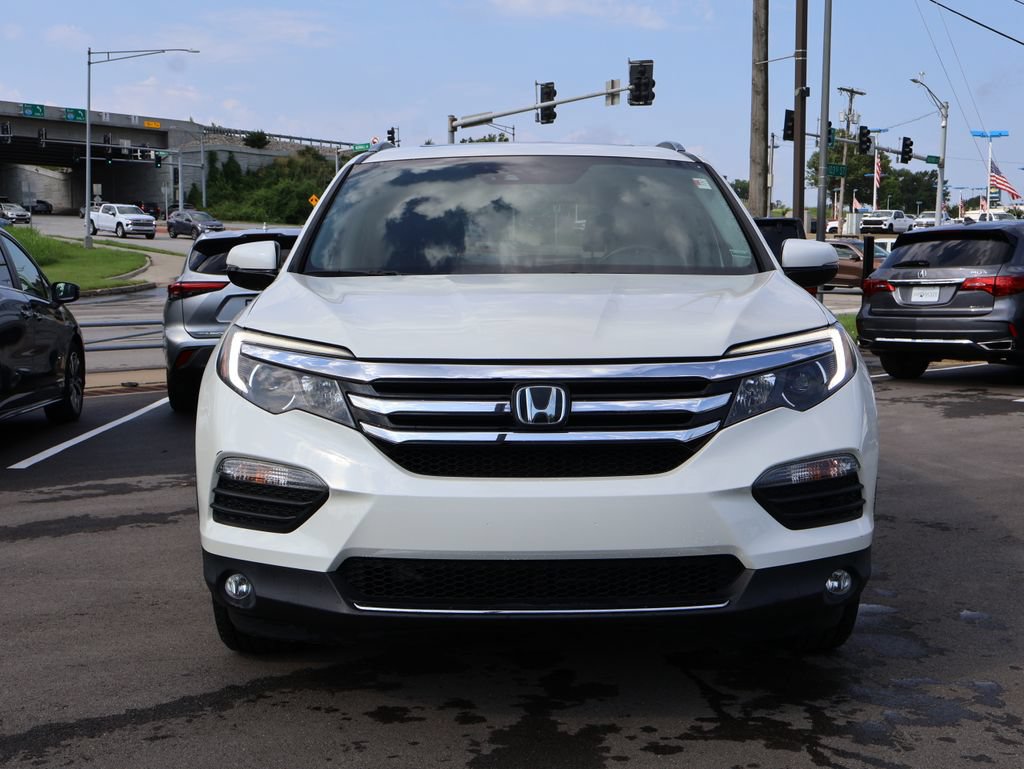 Certified 2017 Honda Pilot Elite image 2