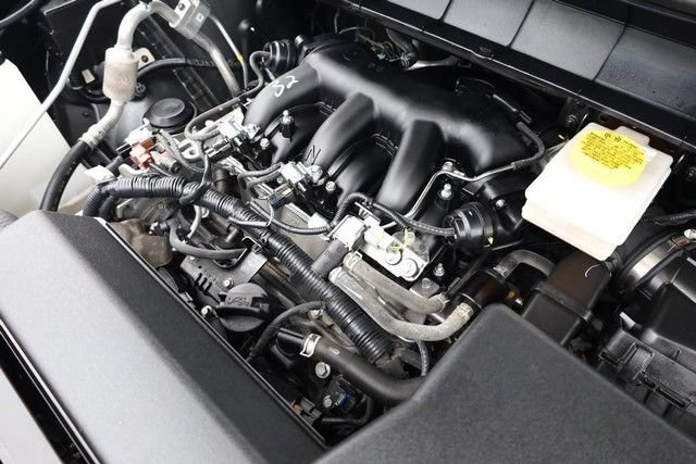 Certified 2025 Nissan Pathfinder SV FWD image 28