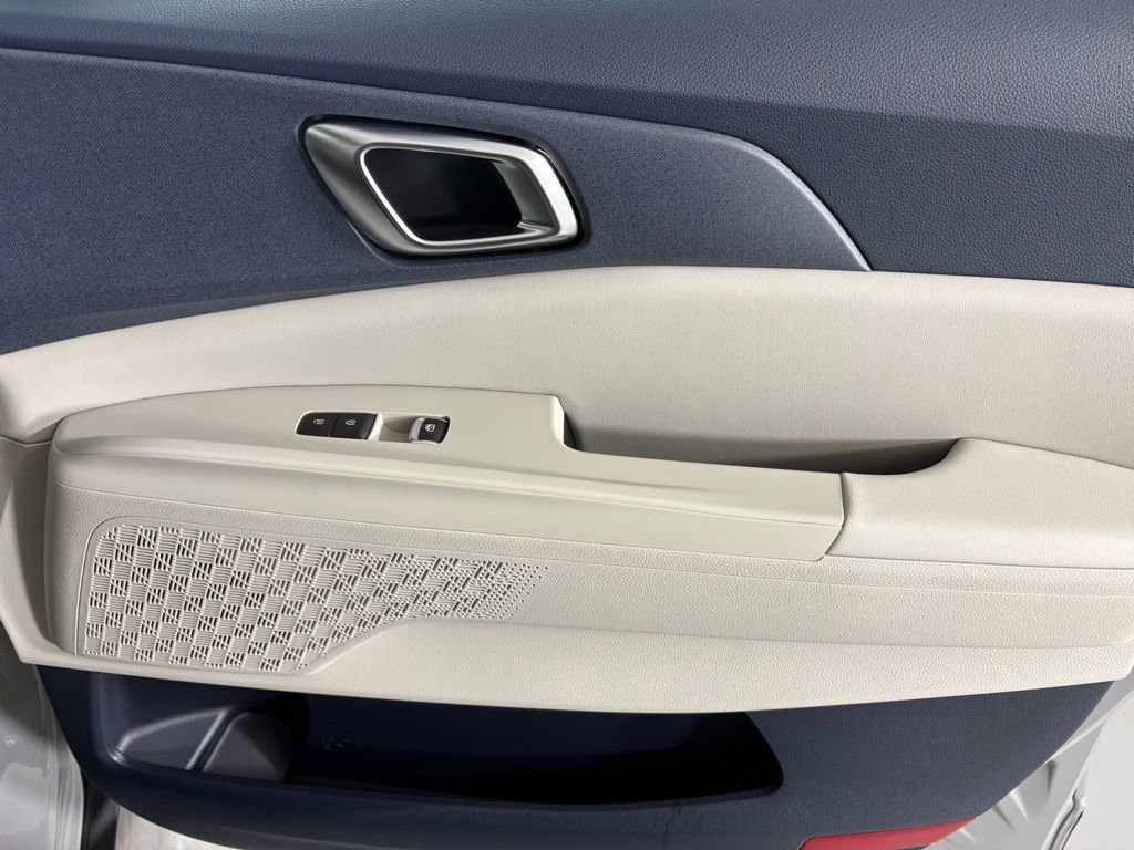 New 2026 Kia Carnival EX image 12