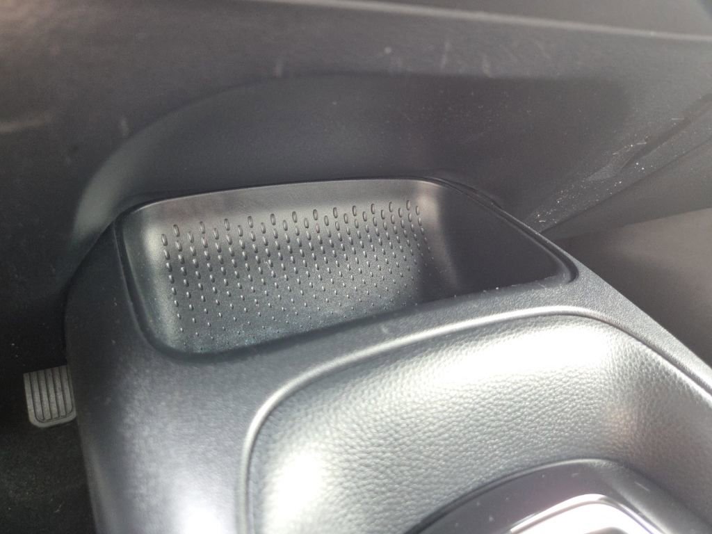 Used 2022 Toyota Corolla SE w/ SE Premium Package image 38