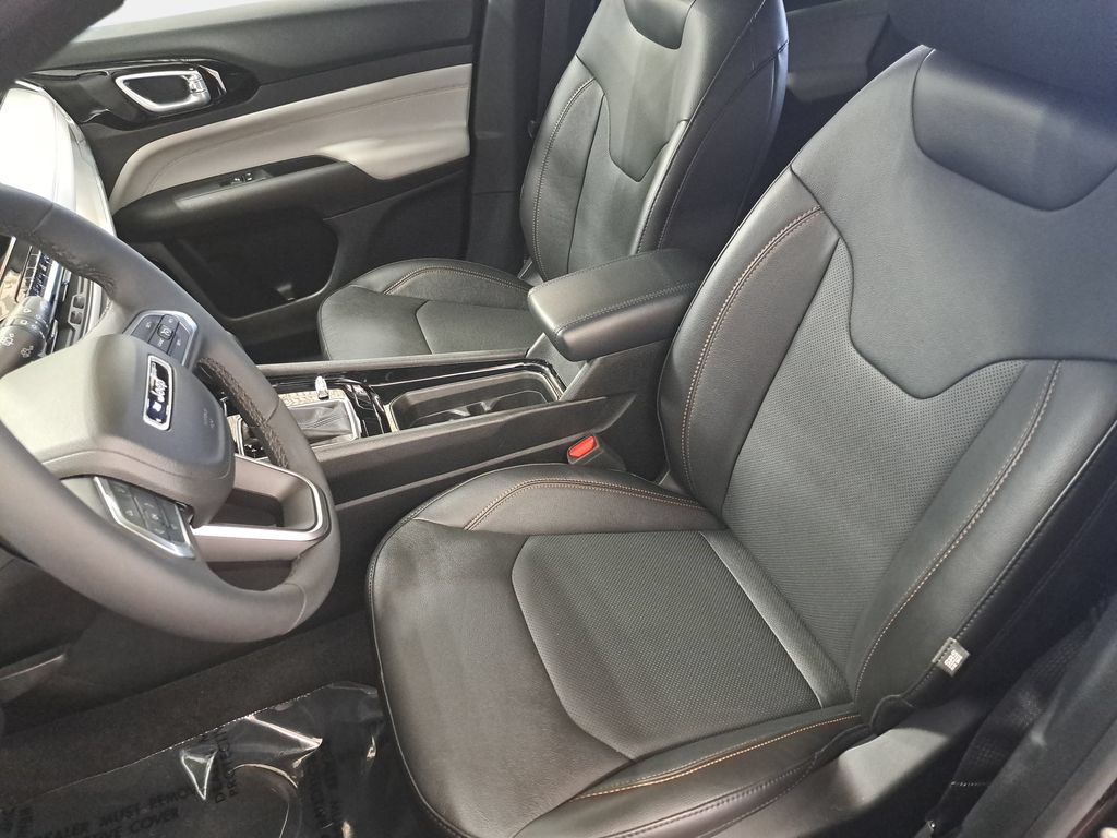 Certified 2023 Jeep Compass Limited AWD/4WD image 15