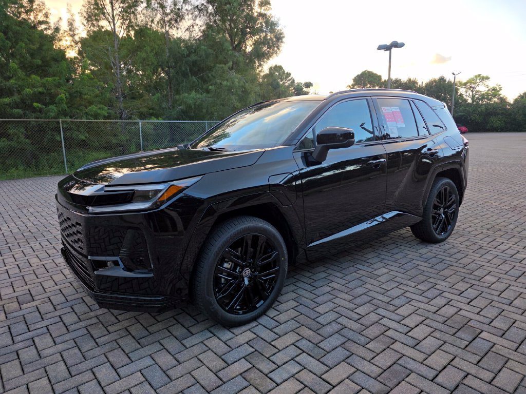 New 2026 Toyota RAV4 XSE AWD/4WD image 3