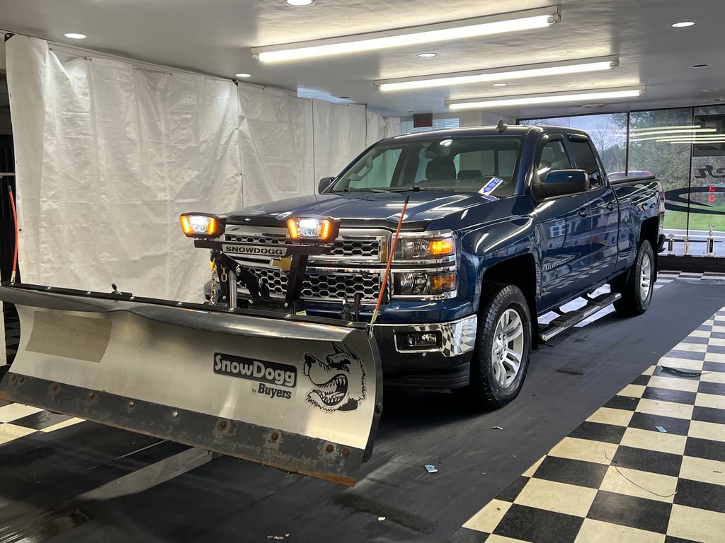 Used 2015 Chevrolet Silverado 1500 LT w/ All Star Edition AWD/4WD image 3