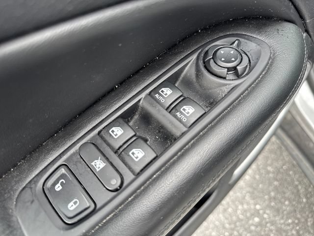 Used 2019 Jeep Compass Latitude AWD/4WD image 12