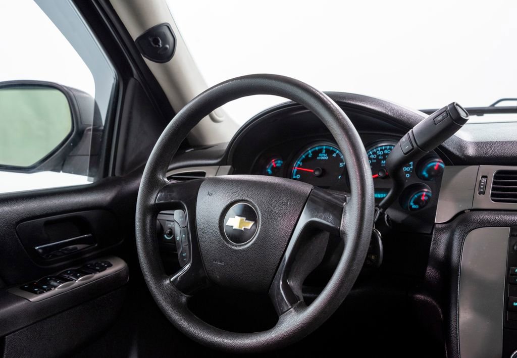 Used 2013 Chevrolet Tahoe 4WD image 20
