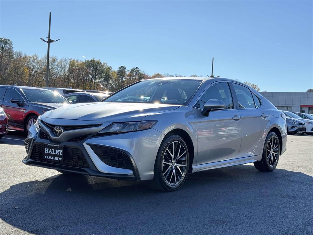 Used 2023 Toyota Camry SE image 23