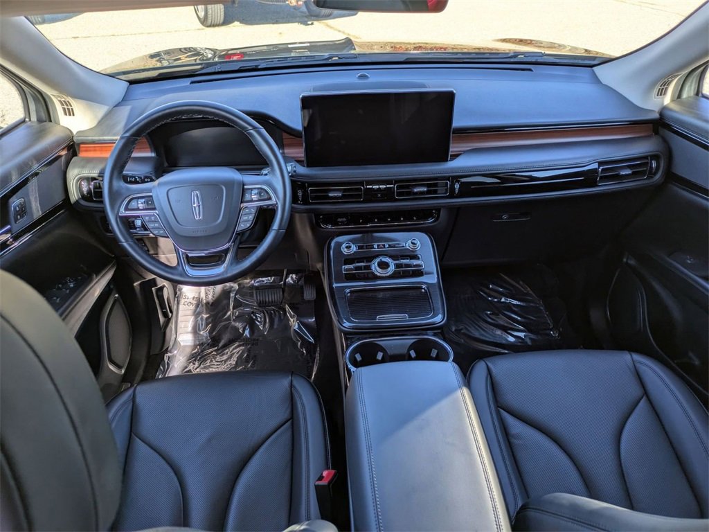 Certified 2023 Lincoln Nautilus Reserve image 28