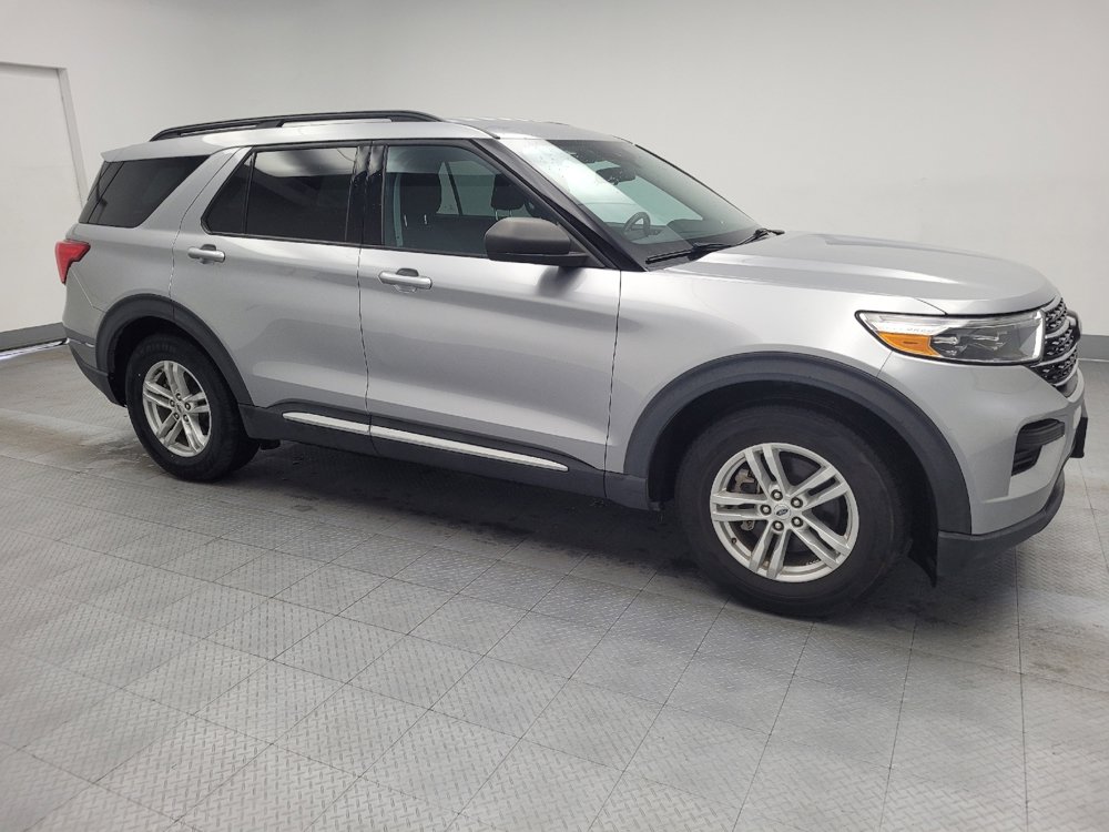 Used 2021 Ford Explorer XLT image 11
