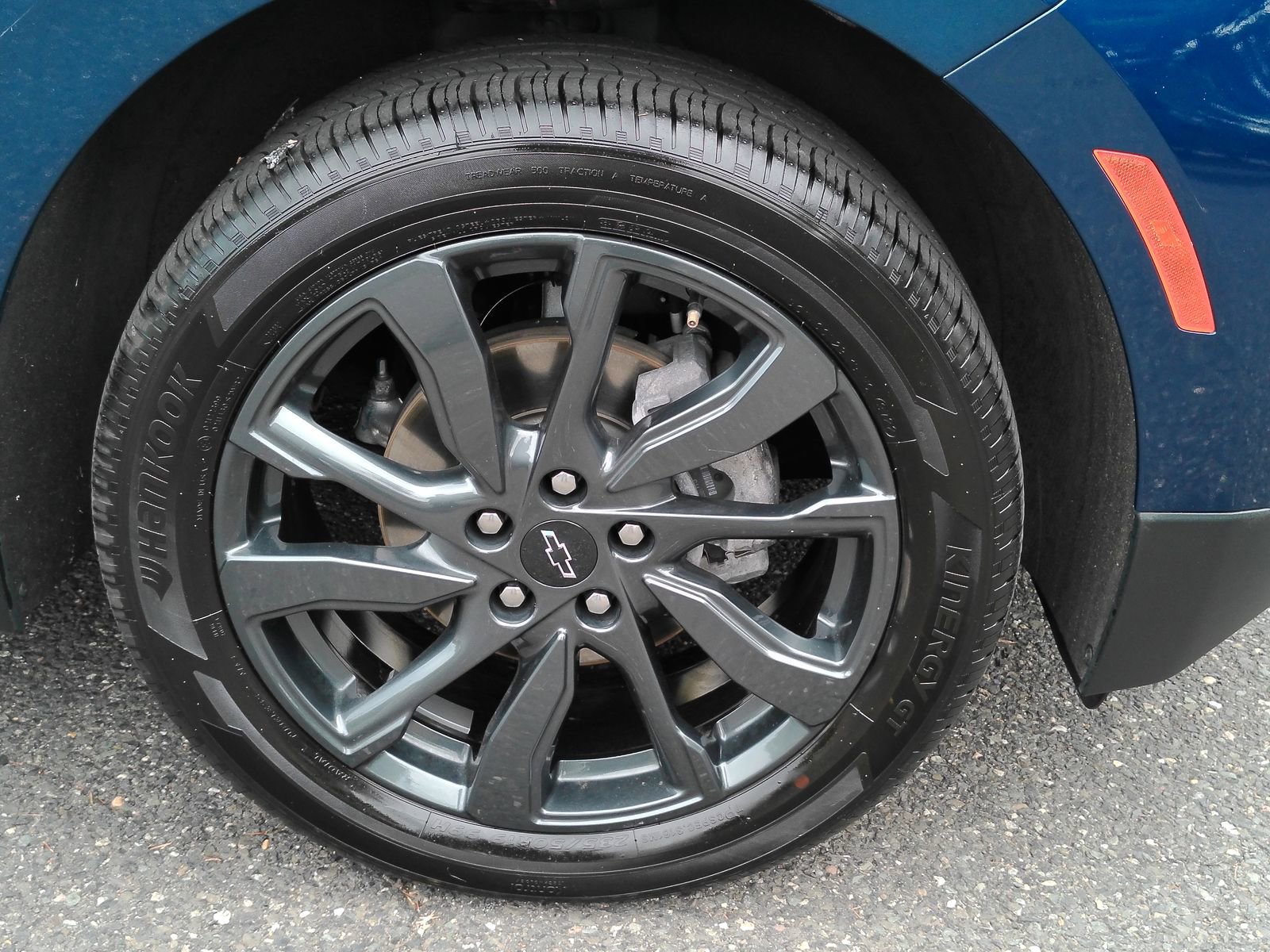 Certified 2023 Chevrolet Equinox RS AWD/4WD image 24