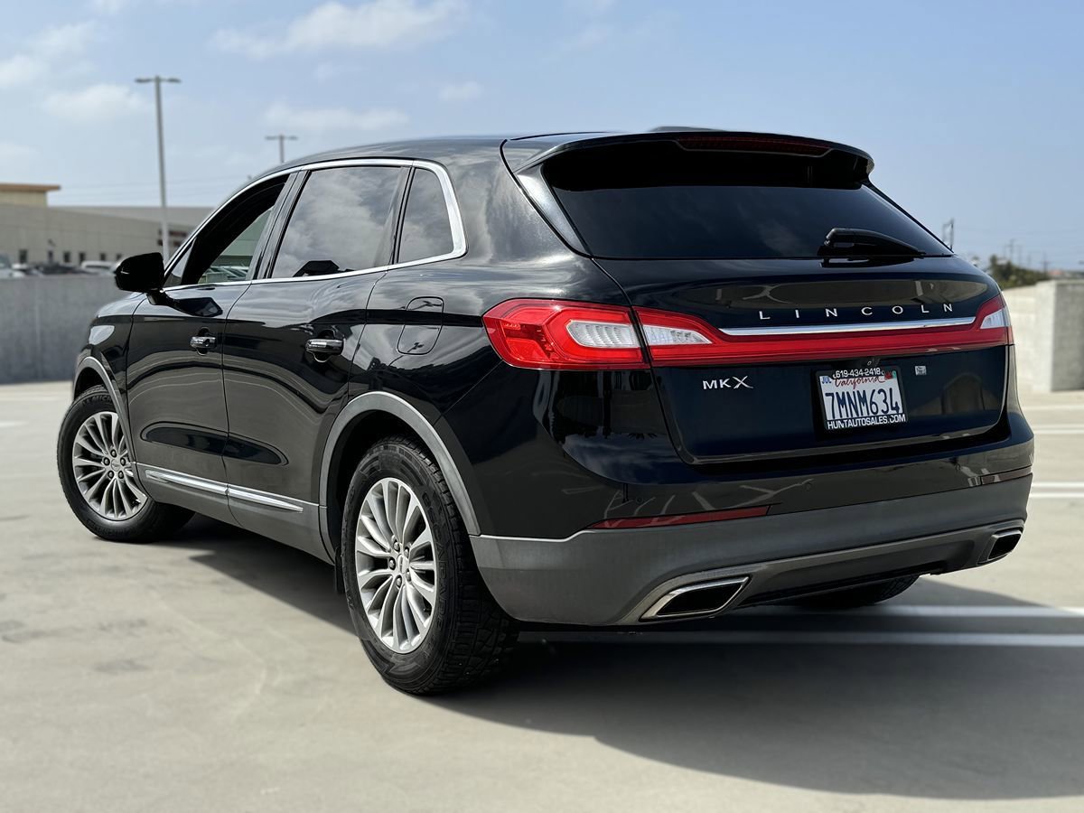 Used 2016 Lincoln MKX Select FWD image 15