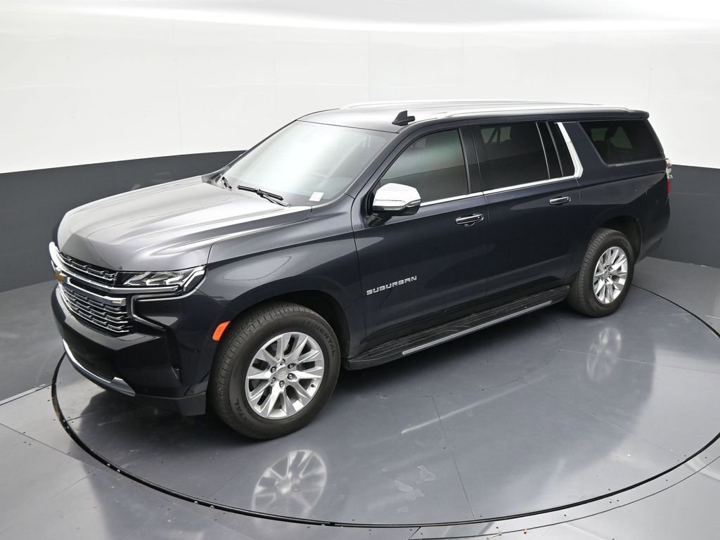 Used 2024 Chevrolet Suburban Premier RWD image 12