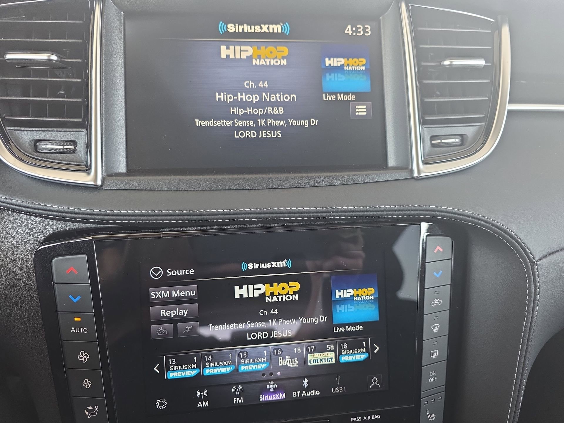 Certified 2025 INFINITI QX50 Luxe image 21