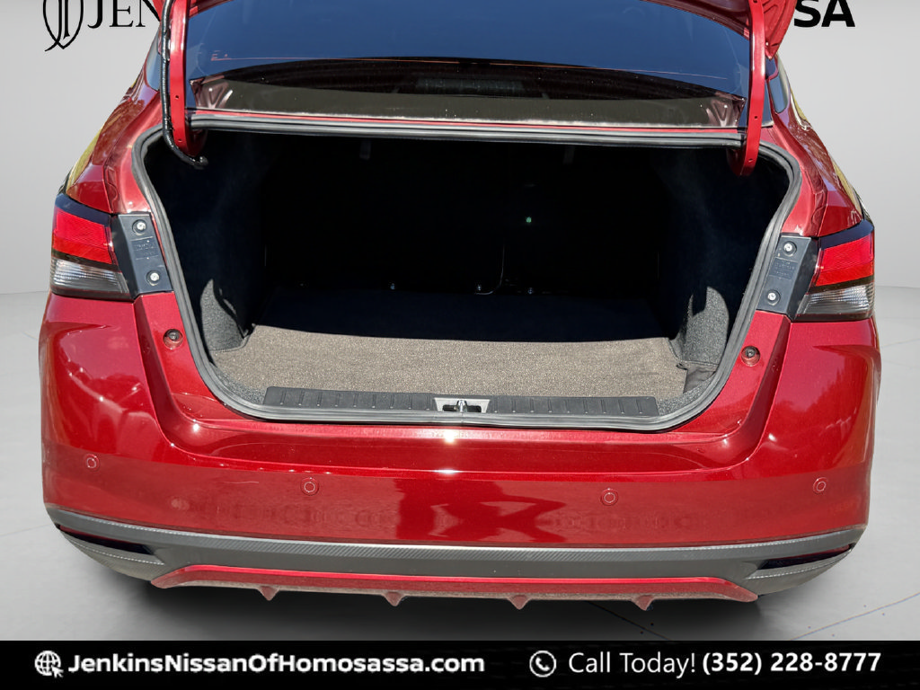 Certified 2025 Nissan Versa SR w/ Trunk Package FWD image 21