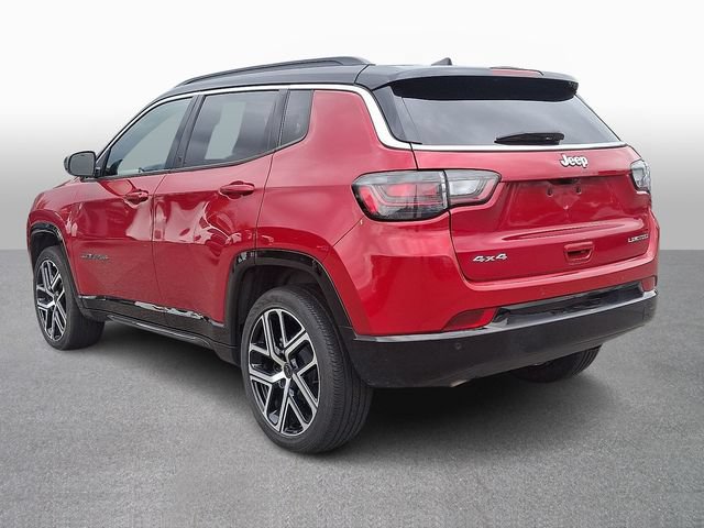 Used 2025 Jeep Compass Limited w/ Elite Group AWD/4WD image 6