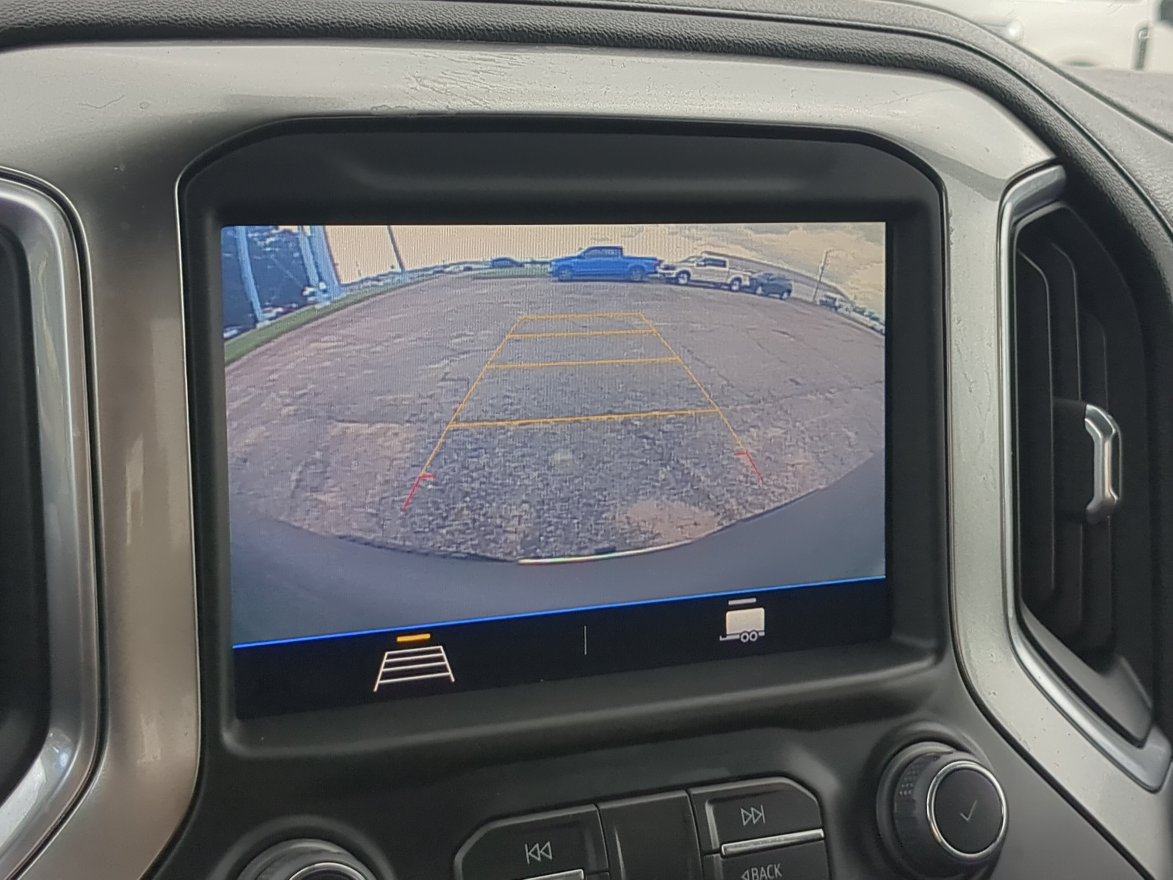 Used 2019 Chevrolet Silverado 1500 LT w/ All-Star Edition RWD image 18
