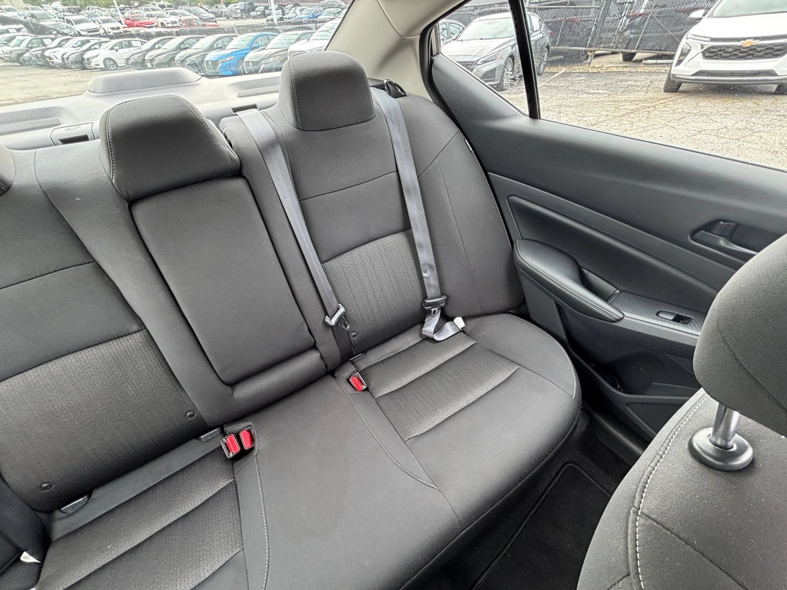 Used 2025 Nissan Altima 2.5 SV FWD image 36