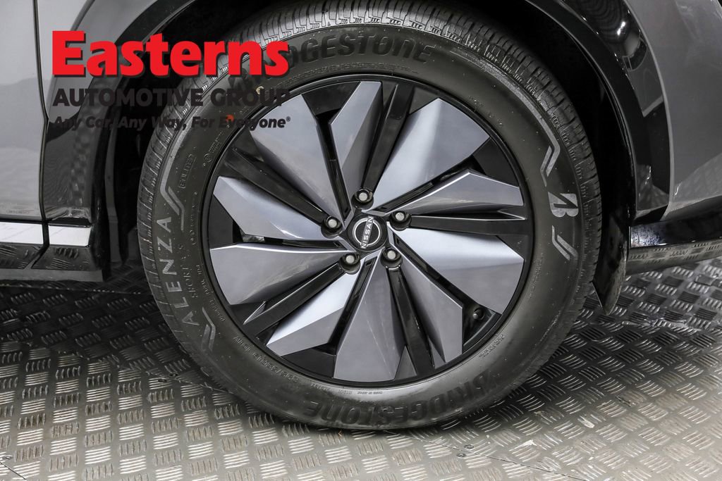 Used 2023 Nissan Ariya FWD image 32